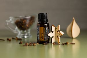 Produkt des Monats Dezember: Clove (Nelkenöl)